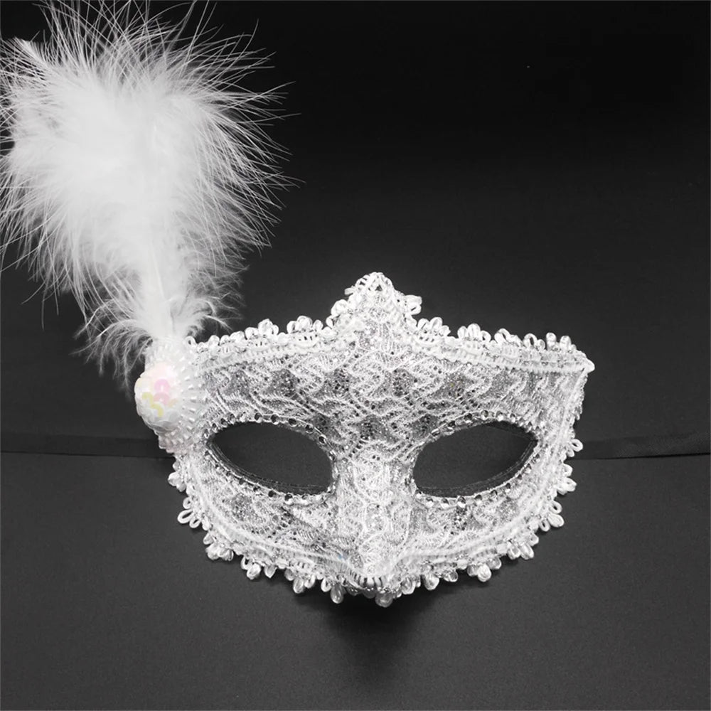 Charmig Fjær- & Blondemaske for Prinsesseball