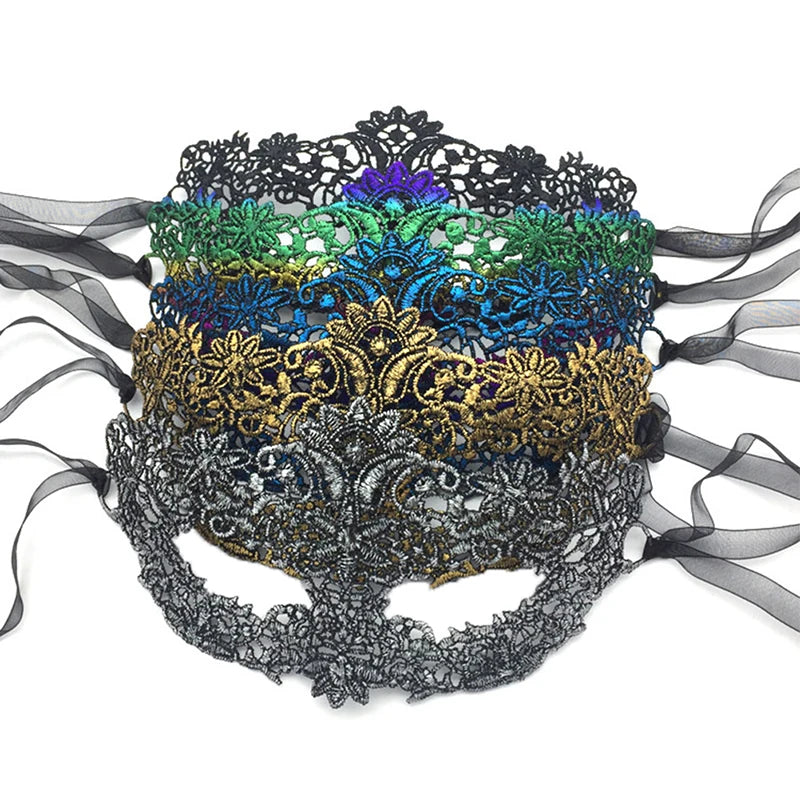 Prinsesse Øyemaske i Utskåret Blonde