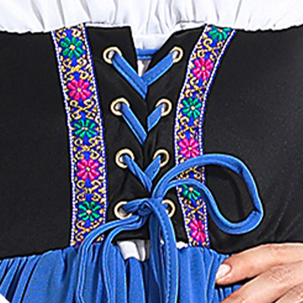 Tradisjonell Bayersk Dirndl med Forkle og Hodeskjerf